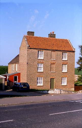 Upper Gore End Farmhouse and Barn